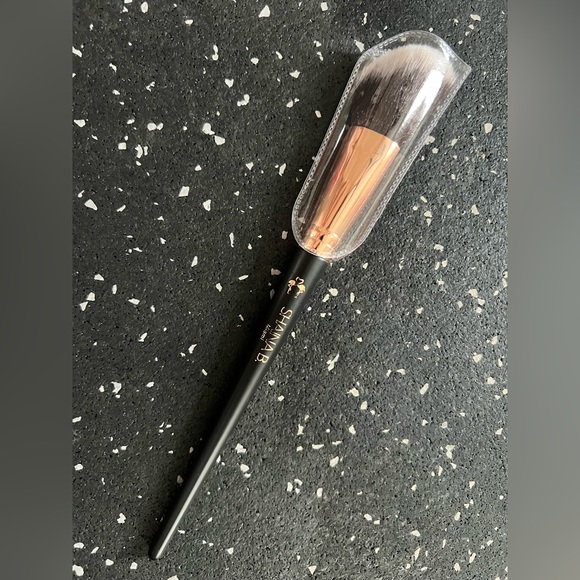 SHAINA B | CONTOUR BRUSH - Picture 2 of 4